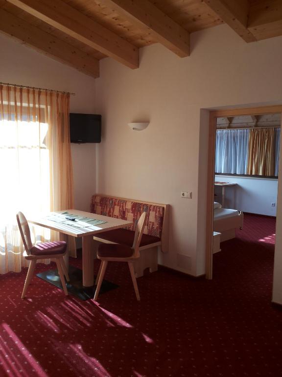 Hotel Laerchenhain San Valentino alla Muta Cameră foto